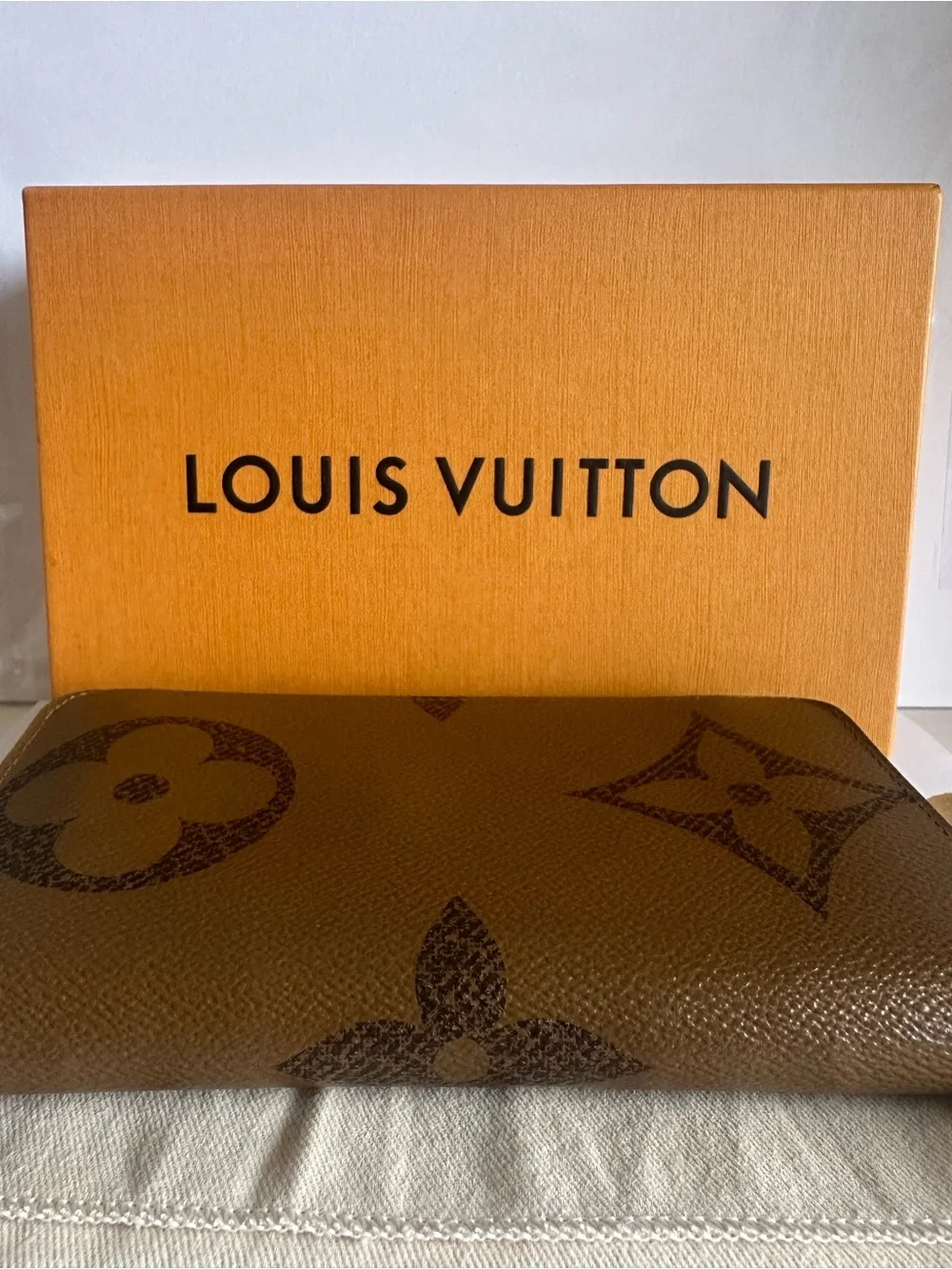Louis Vuitton Monogram Giant Reverse Zippy Wallet Box & Dust Bag